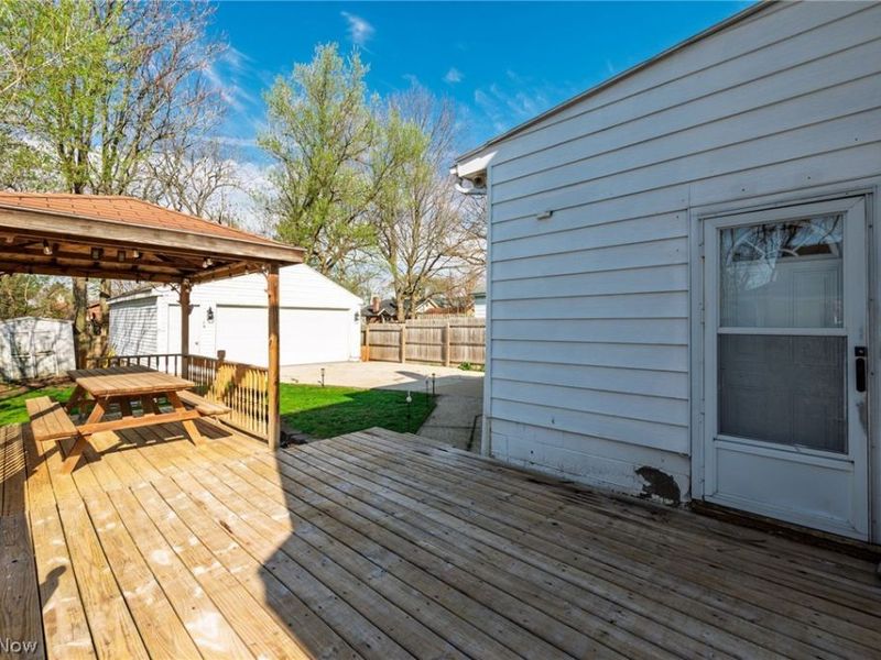 1106 Collinwood Avenue, Akron, OH 44310 Photo 32