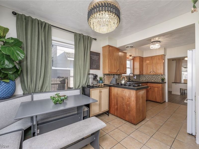 1106 Collinwood Avenue, Akron, OH 44310 Photo 9