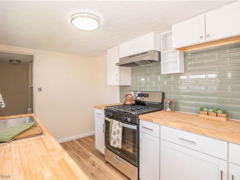 1131 Hampton Road, Kent, OH 44240 Photo 13