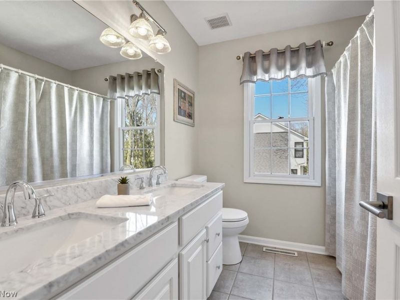 607 Parkside Drive, Avon Lake, OH 44012 Photo 24