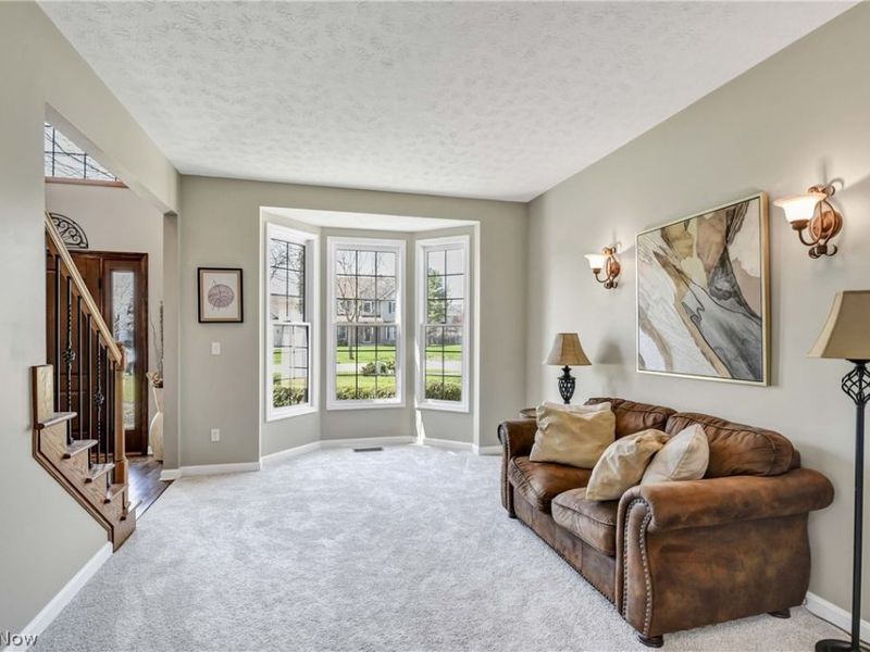 607 Parkside Drive, Avon Lake, OH 44012 Photo 9