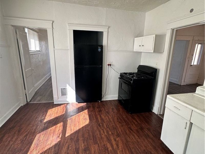 837 Wayside Road, Unit 2, Cleveland, OH 44110 Photo 3