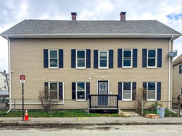 18 Ellsworth St, Unit 3, Worcester, MA 01610