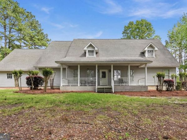 2811 Lullwater Road, Tifton, GA 31794