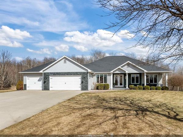 W7516 MOLLY MARIE COURT, Greenville, WI 54942