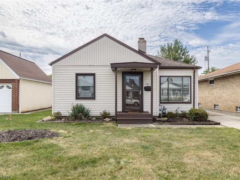 1303 Dartmoor Avenue, Parma, OH 44134 Photo 1