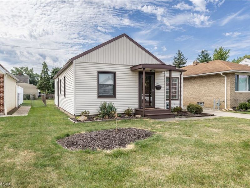 1303 Dartmoor Avenue, Parma, OH 44134 Photo 22
