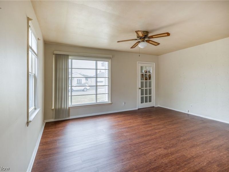 1303 Dartmoor Avenue, Parma, OH 44134 Photo 5