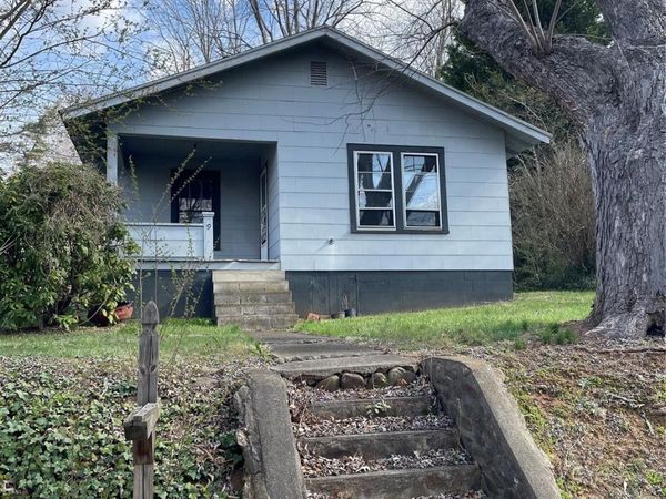 51 Holtzclaw Street, Canton, NC 28716