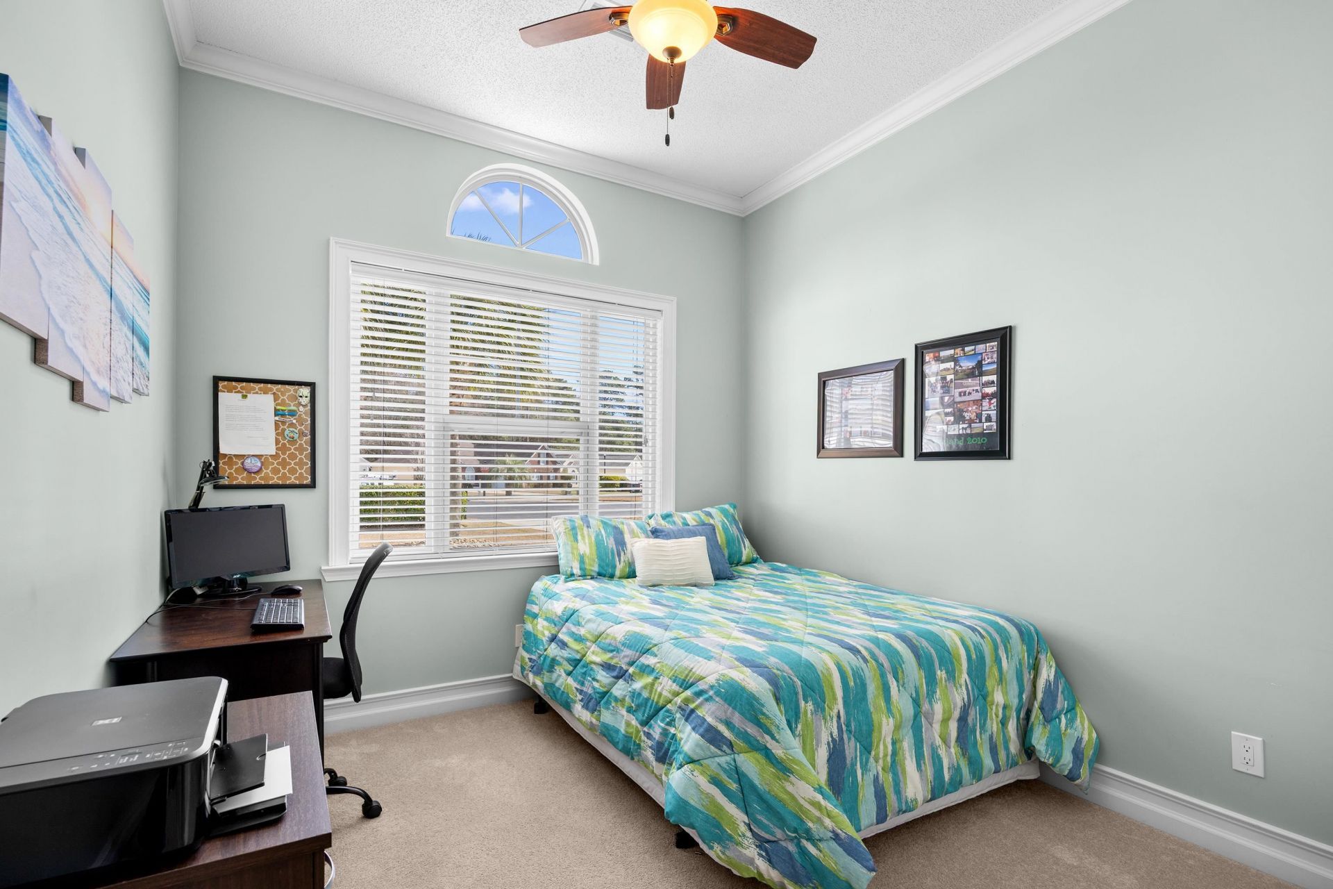 6 Guillemont Ct. Photo 18