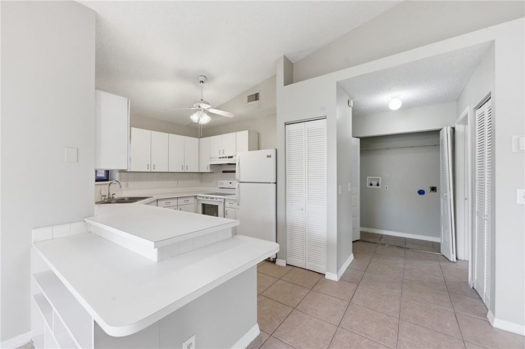 2835 Stoneway Lane, Unit D, Fort Pierce, FL 34982 Photo