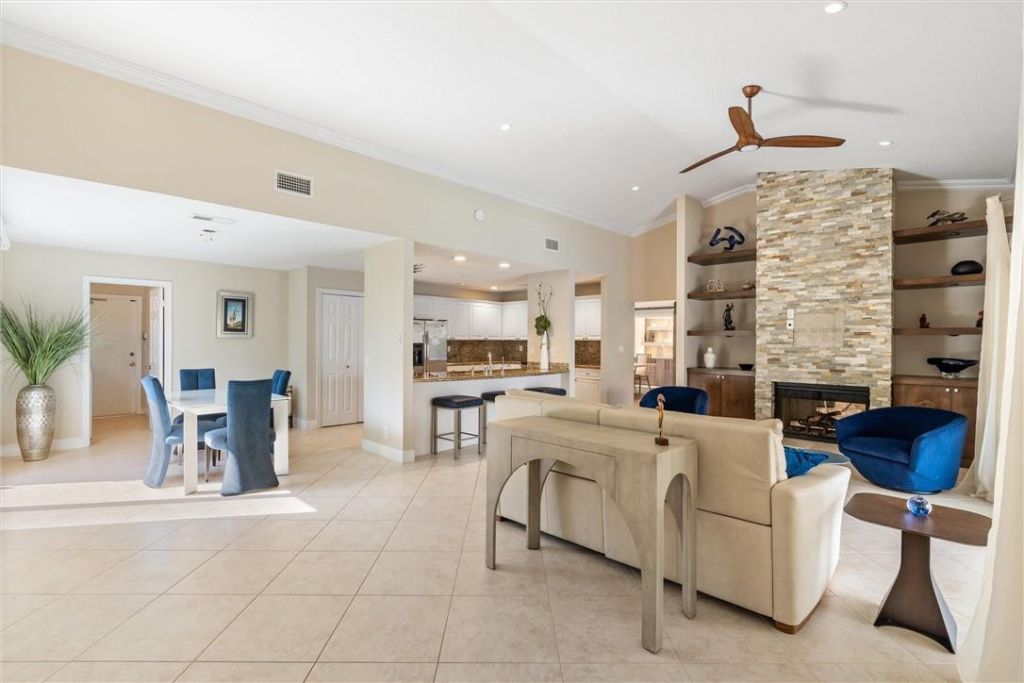 2445 Lakes Drive, Deerfield Beach, FL 33442 Photo