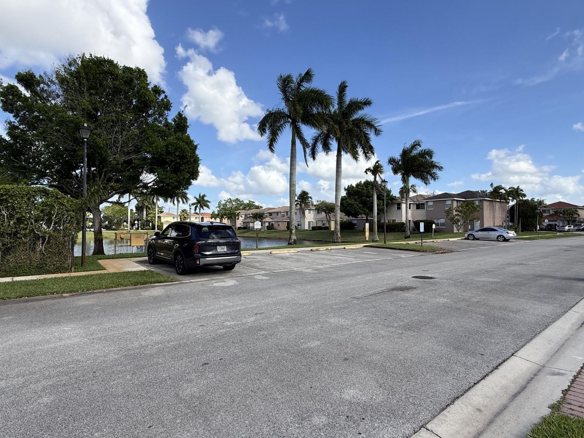 5467 NW 95th Avenue, Sunrise, FL 33351 Photo