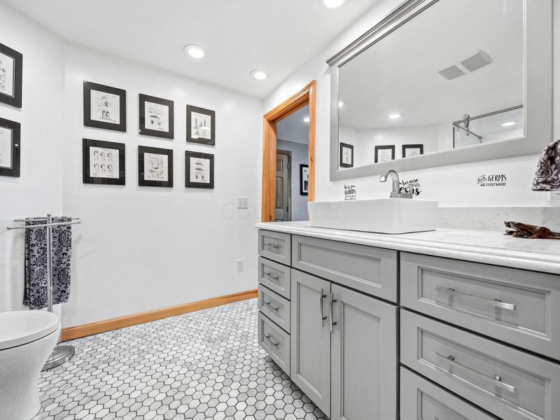 2412 Audrey Drive E, Newark, OH 43055 Photo 22