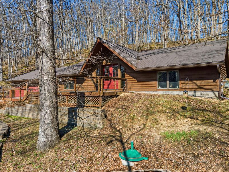 2412 Audrey Drive E, Newark, OH 43055 Photo 3