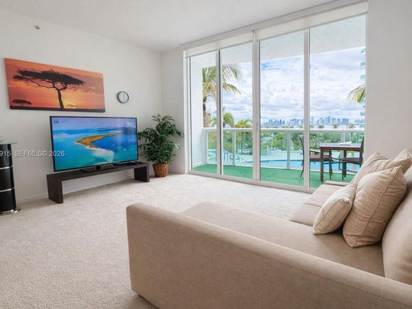 7900 Harbor Island Dr, Unit 706, North Bay Village, FL 33141