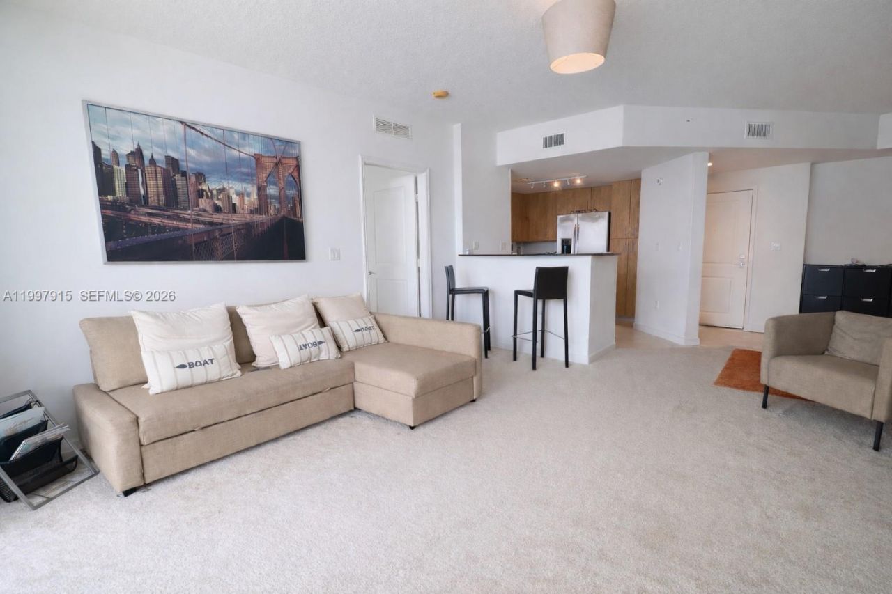 7900 Harbor Island Dr, Unit 706, North Bay Village, FL 33141 Photo