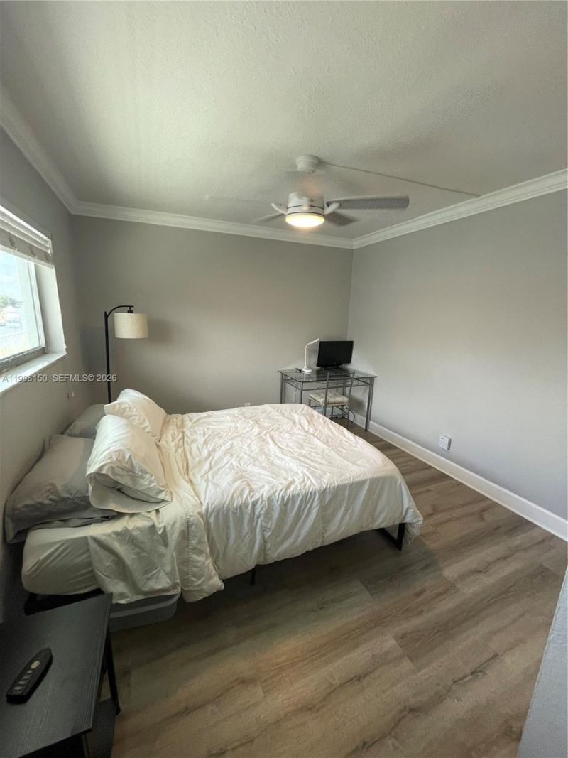 725 Hummingbird Way, Unit 212, North Palm Beach, FL 33408 Photo