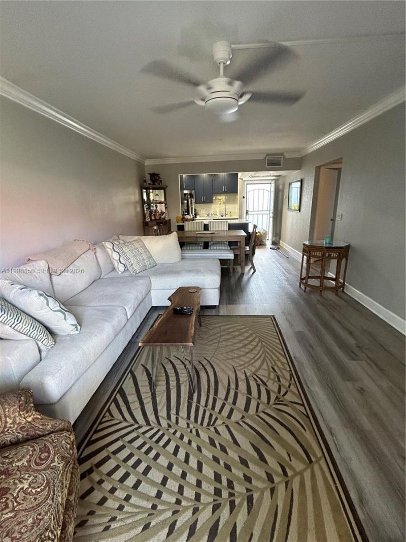 725 Hummingbird Way, Unit 212, North Palm Beach, FL 33408 Photo