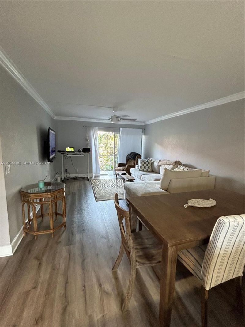 725 Hummingbird Way, Unit 212, North Palm Beach, FL 33408 Photo