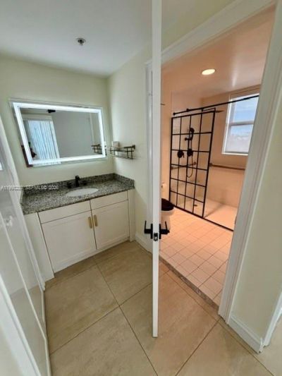 7270 SW 88th St, Unit B306, Miami, FL 33156 Photo