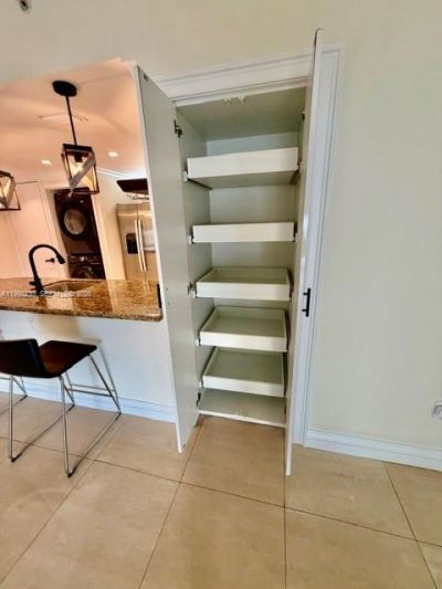 7270 SW 88th St, Unit B306, Miami, FL 33156 Photo