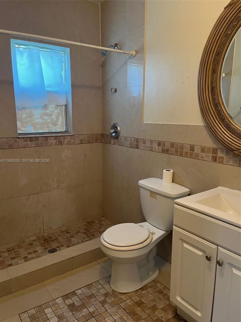 538 W 1st St , Riviera Beach, FL 33404 Photo