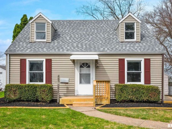 4817 N EDGEBROOK Drive, Peoria, IL 61614