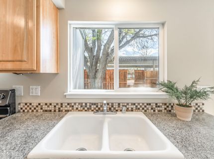 1150 Brooktree Drive, Unit APT 3, Sparks, NV 89434 Photo