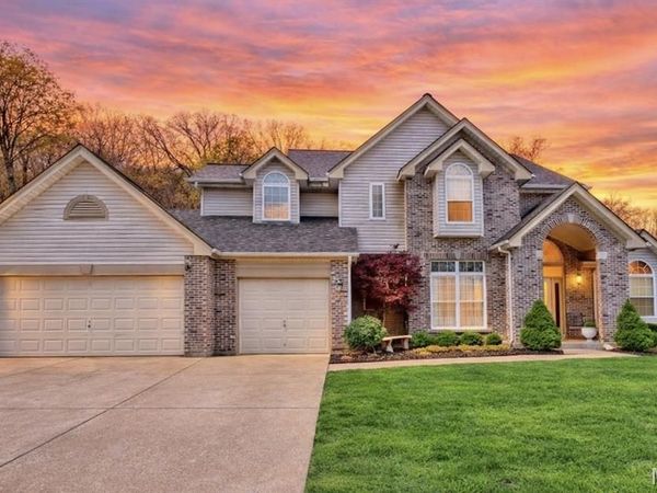 717 Southern Hills Drive , Eureka, MO 63025