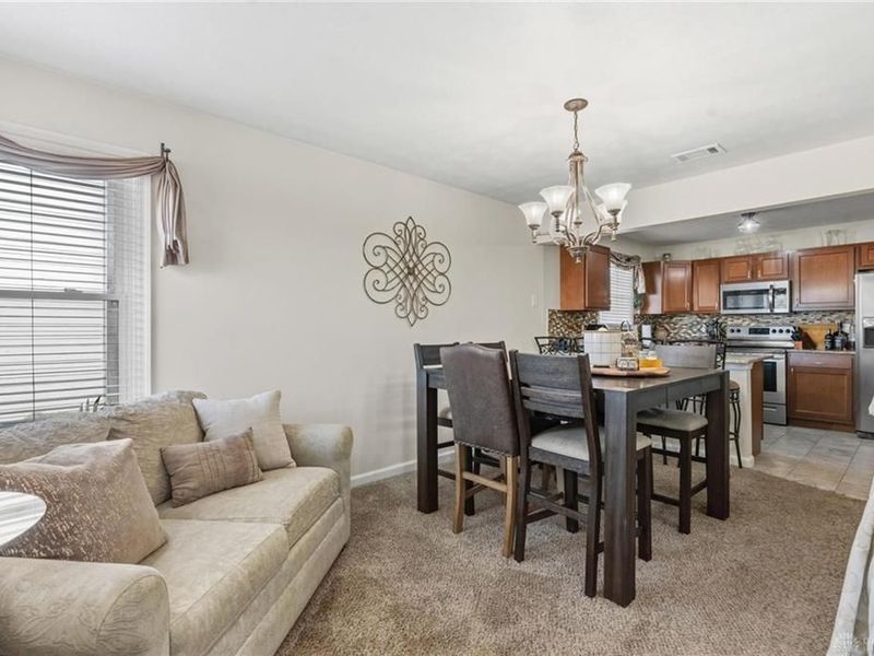 6409 Prairie Creek Court, Huber Heights, OH 45424 Photo 14