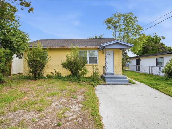 8419 N SEMMES STREET , TAMPA, FL 33604