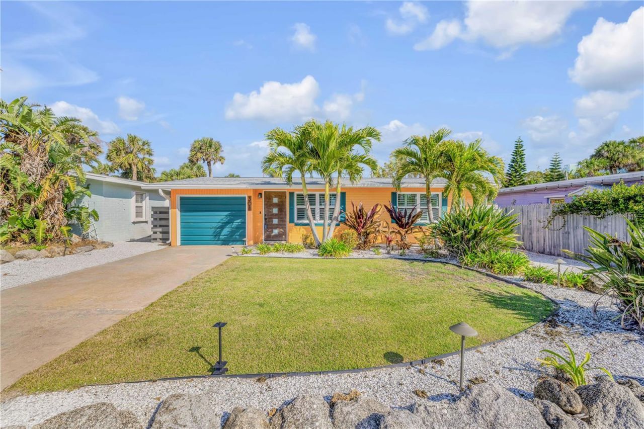 308 Normandy Avenue, New Smyrna Beach, FL 32169 Photo