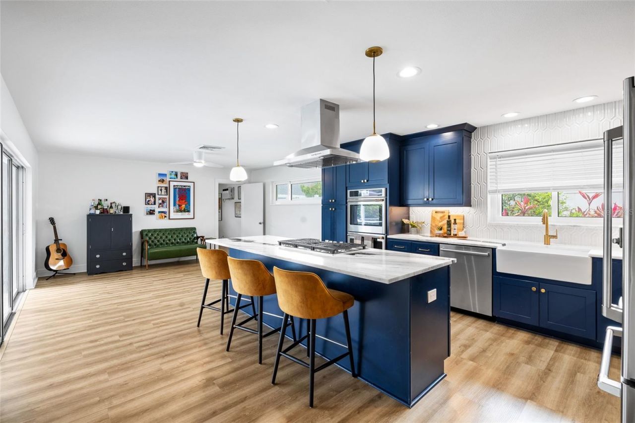 1201 87th Avenue N, Saint Petersburg, FL 33702 Photo
