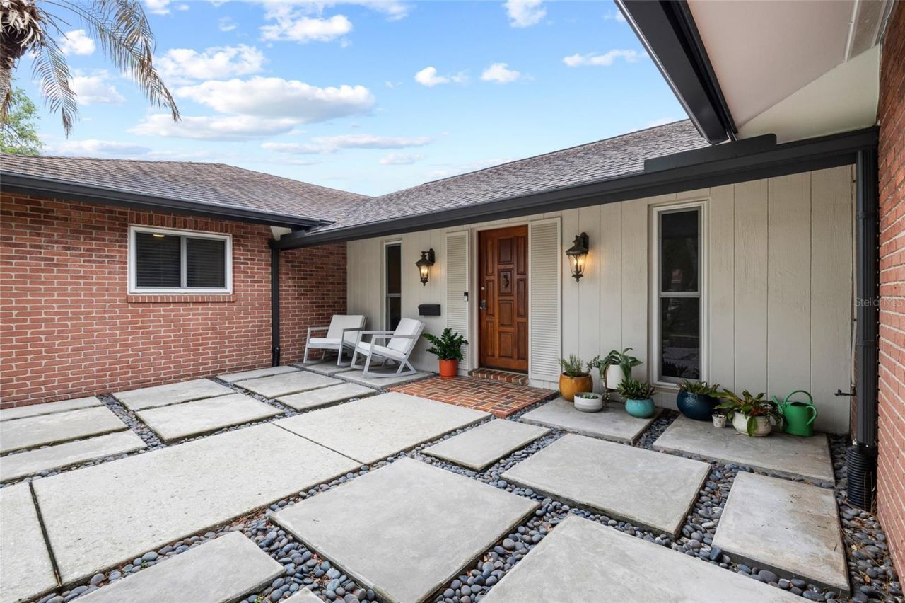 1201 87th Avenue N, Saint Petersburg, FL 33702 Photo