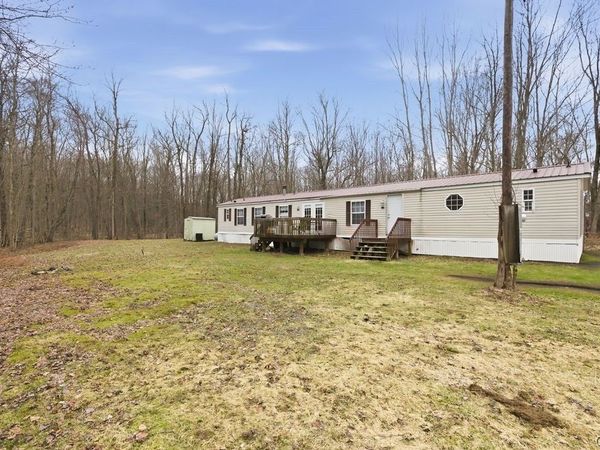 1541 County Route 7 , Oswego, NY 13126