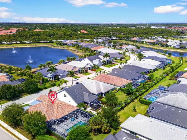 10582 Jackson Square Dr, Estero, FL 33928