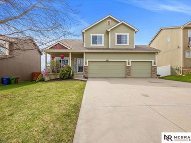 14204 S 18th Street, Bellevue, NE 68123