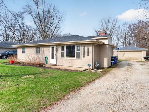 2550 Garden Court , Joliet, IL 60435