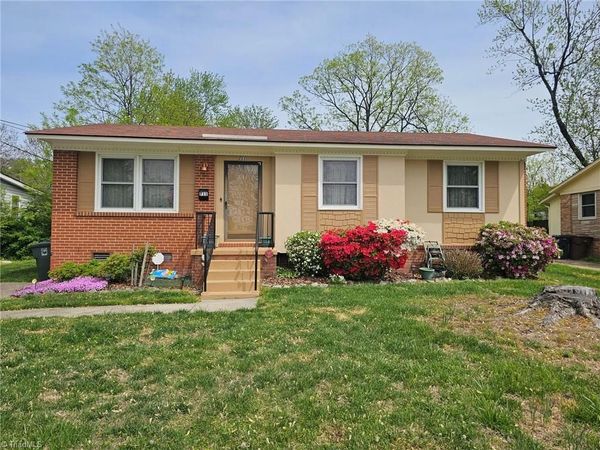 711 Abington Drive , Greensboro, NC 27401