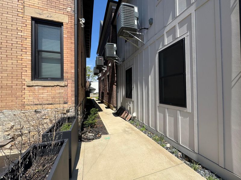 973 E Broad Street, Unit 3, Columbus, OH 43205 Photo 17
