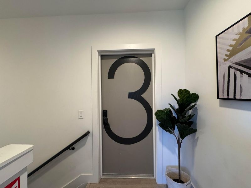 973 E Broad Street, Unit 3, Columbus, OH 43205 Photo 3
