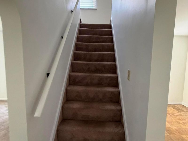 826 S Yearling Road , Columbus, OH 43213 Photo 15