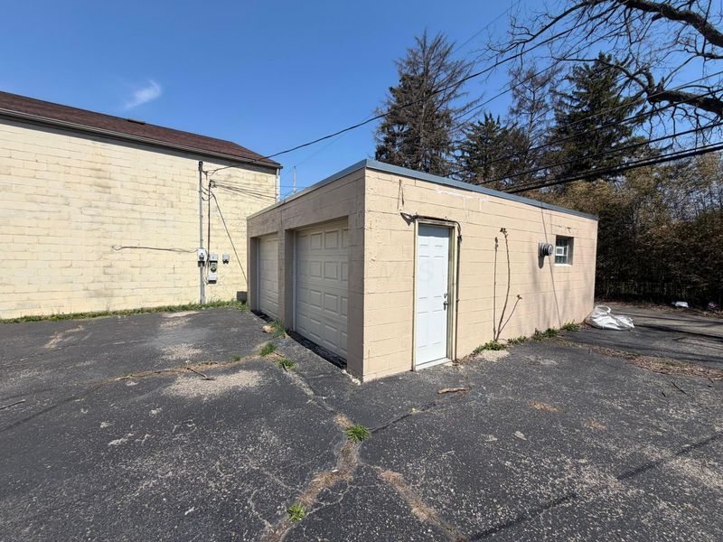 826 S Yearling Road , Columbus, OH 43213 Photo 5