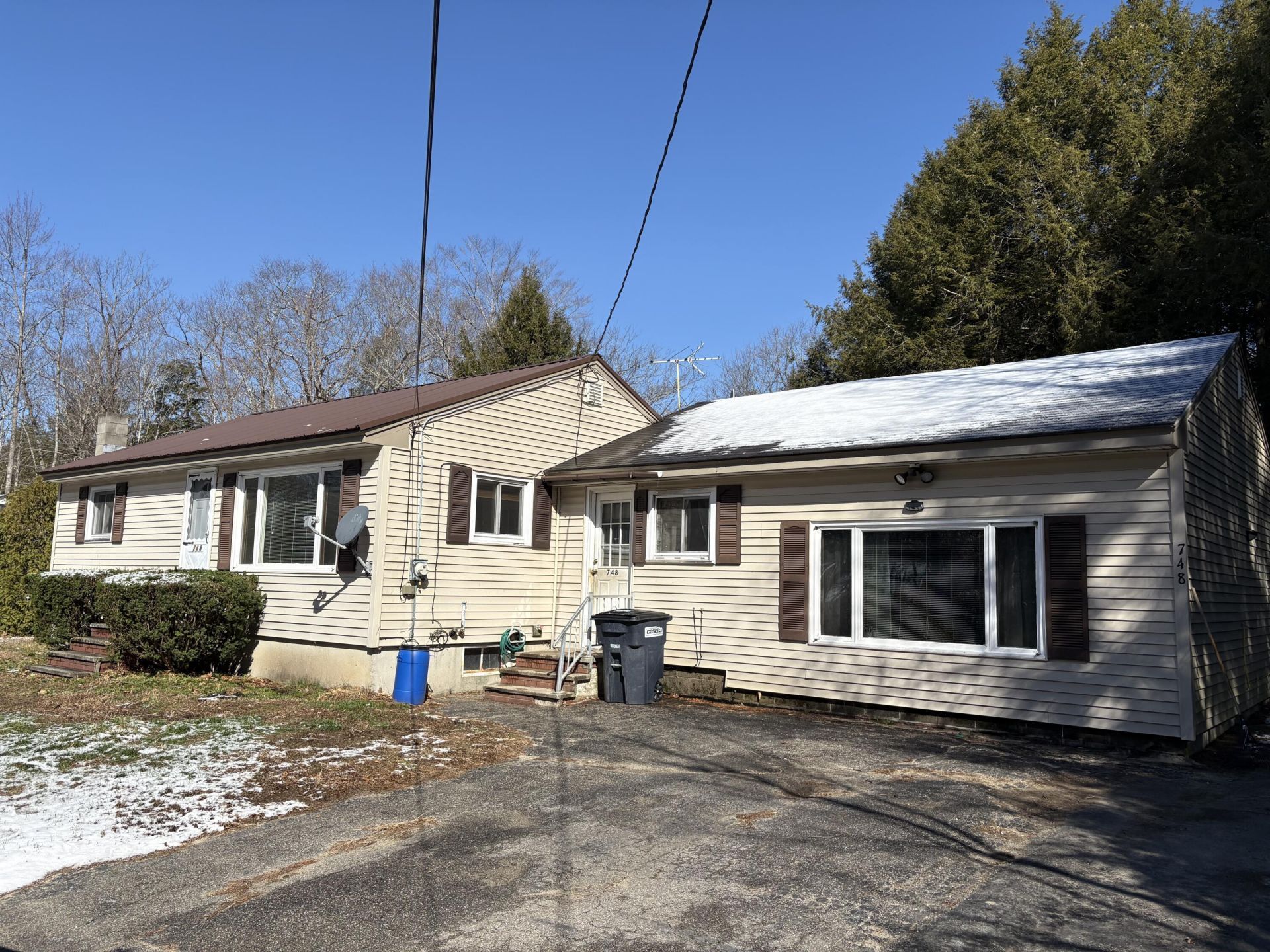 748 Parker Farm Road, Buxton, ME 04093 Main Photo