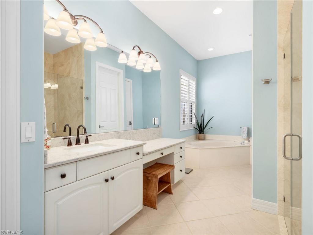 4232 Kensington High St , Naples, FL 34105 Photo