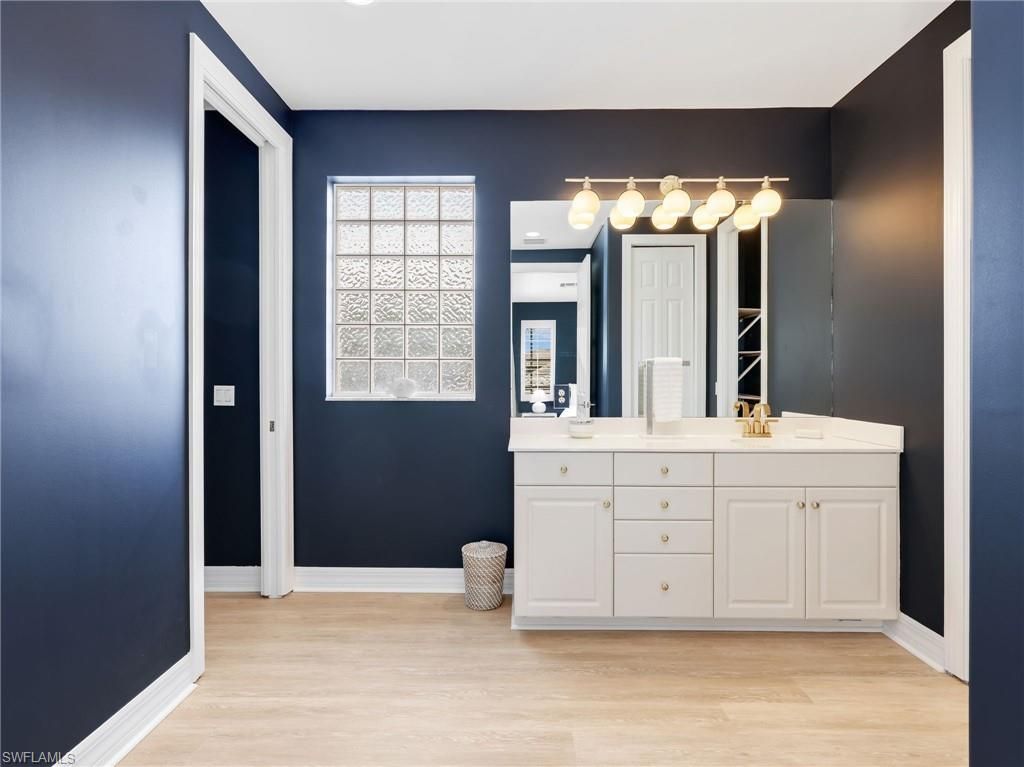 4232 Kensington High St , Naples, FL 34105 Photo