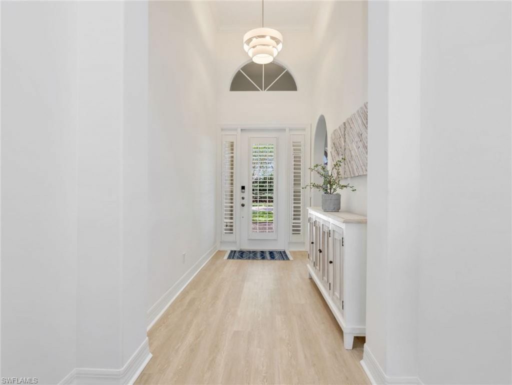 4232 Kensington High St , Naples, FL 34105 Photo