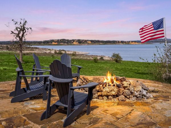 2633 LAKEVIEW DR, Canyon Lake, TX 78133