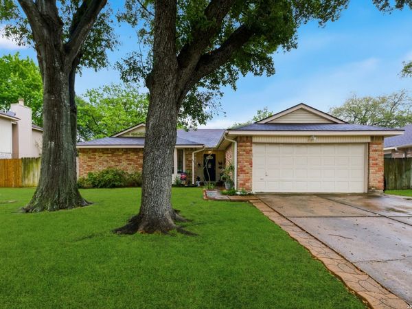 1519 VALLEY LANDING DR, Katy, TX 77450